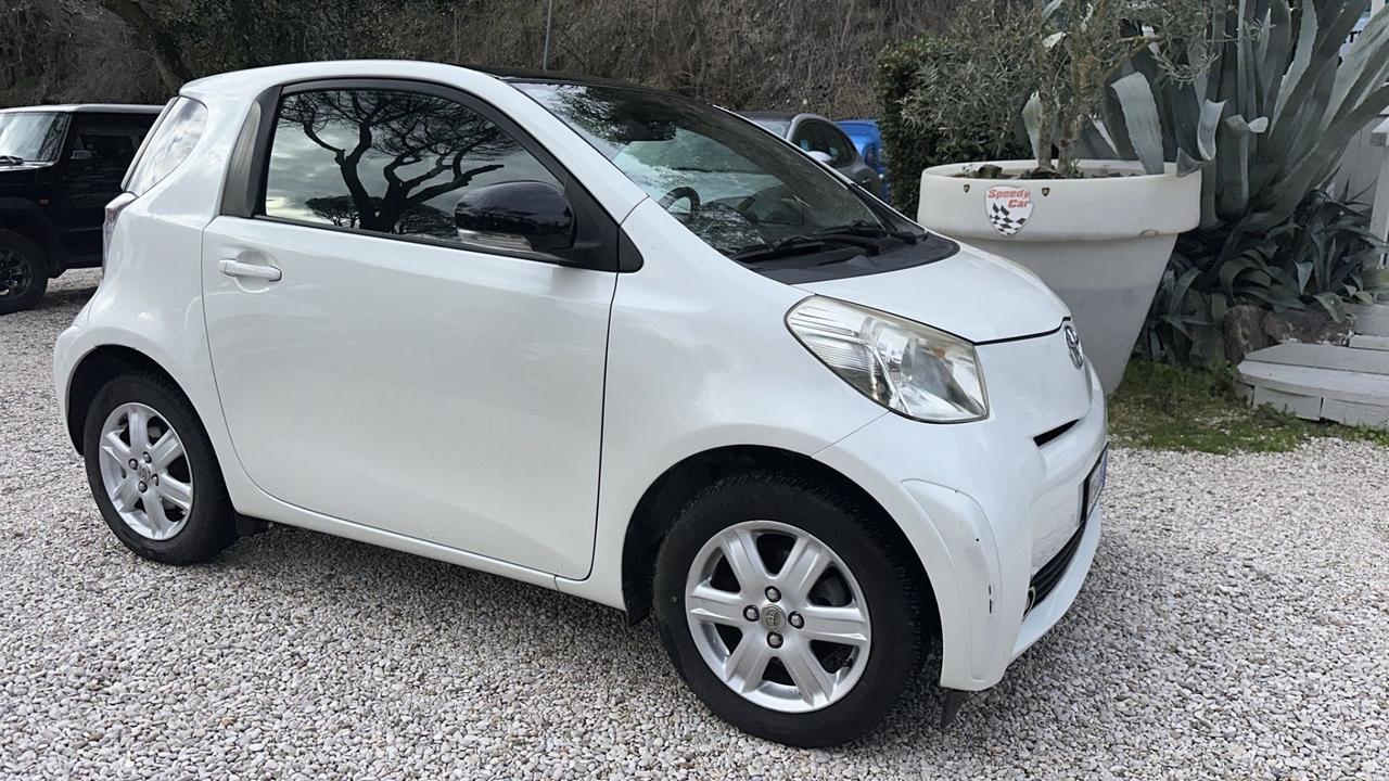 Toyota iQ 1.0 Sol
