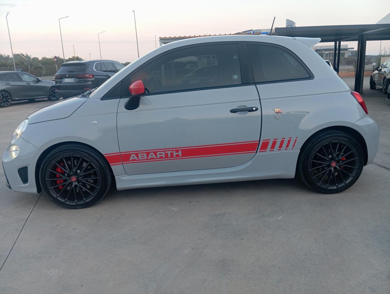 Abarth 595 1.4 Turbo T-Jet 180CV