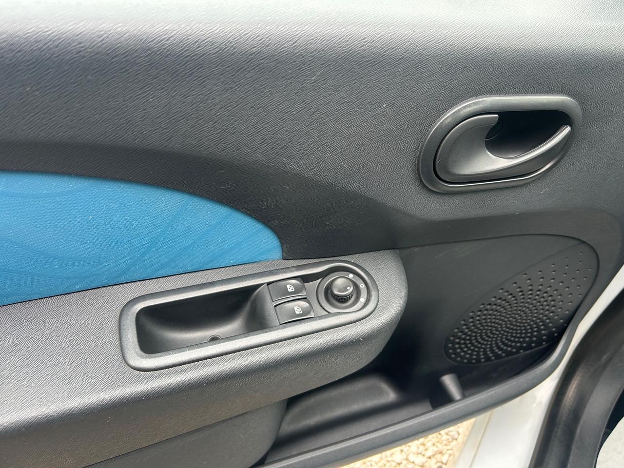 Renault Twingo 1.2 LIVE NEOPATENTATI