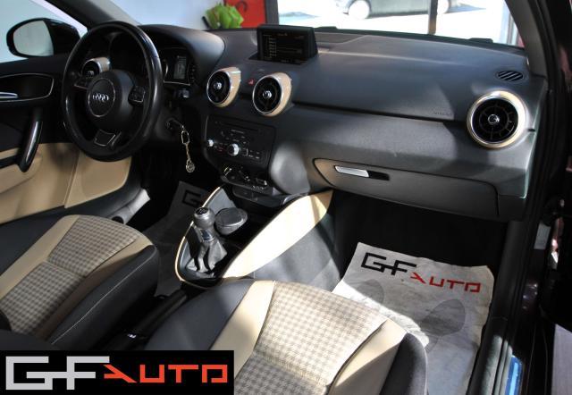 Audi A1 A1 I 2010 3p 1.6 tdi Attraction 105cv