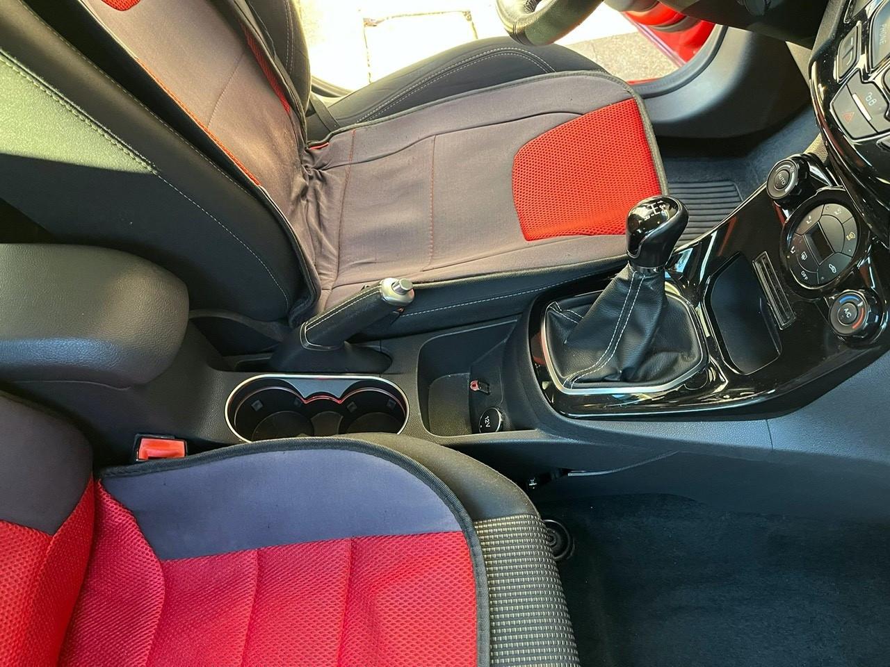 Ford Fiesta Plus 1.5 TDCi 75CV 5 porte