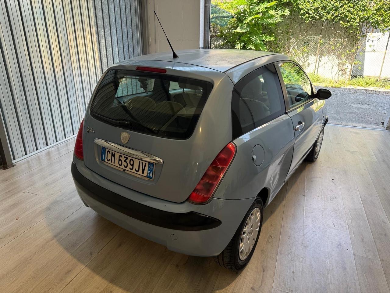Lancia Ypsilon 1.2 benzina