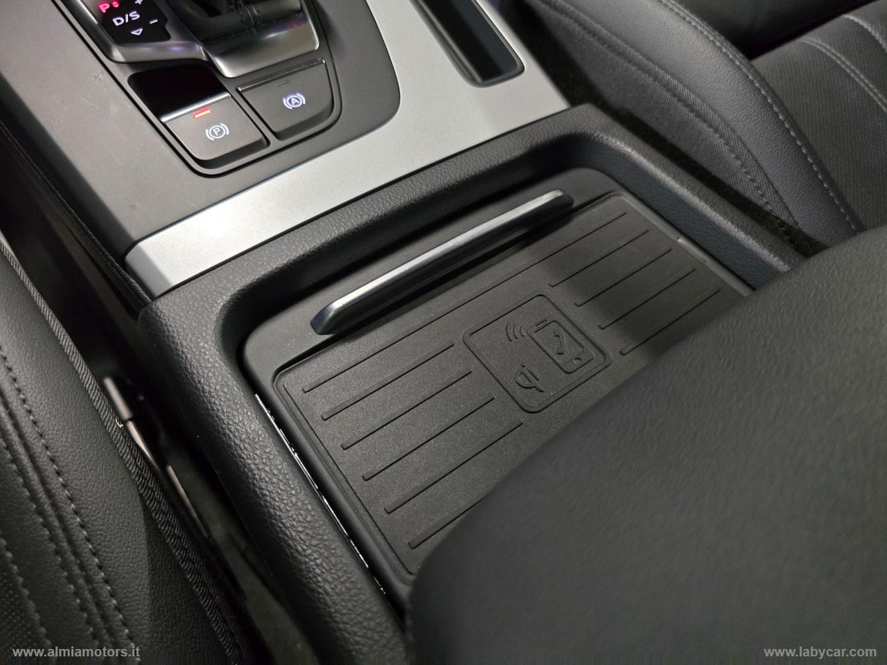 AUDI Q5 40 TFSI quattro S tronic Business Adv