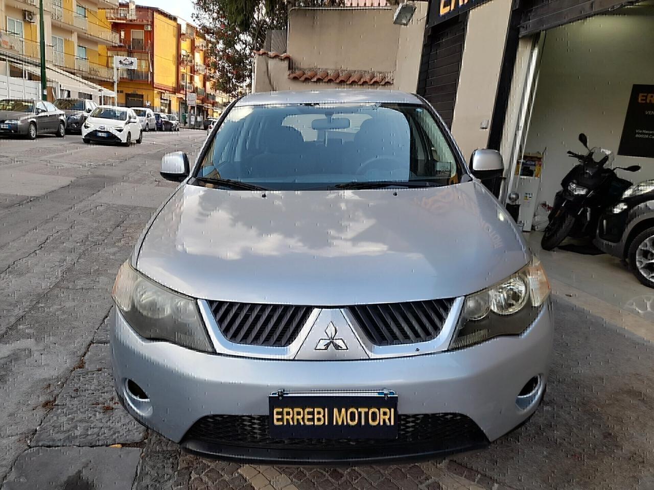 Mitsubishi Outlander 2.0 4X4