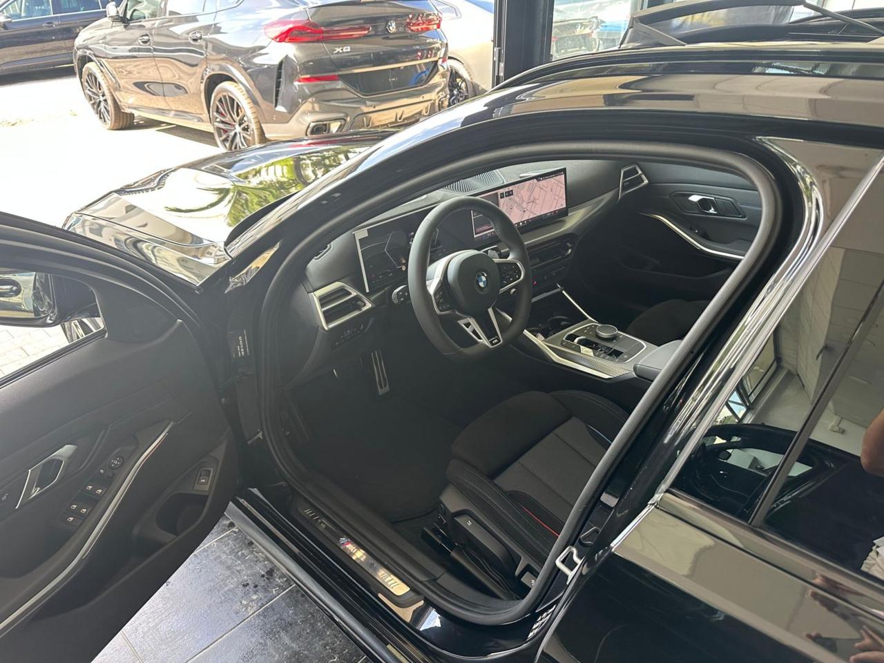 BMW Serie 3 Touring XDrive M-Sport Tetto Navi C.Lega19" PDC MSport M