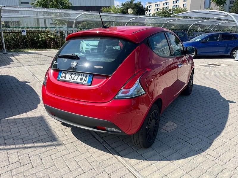 Lancia Ypsilon Ypsilon 1.0 FireFly 5 porte S&S Hybrid Silver