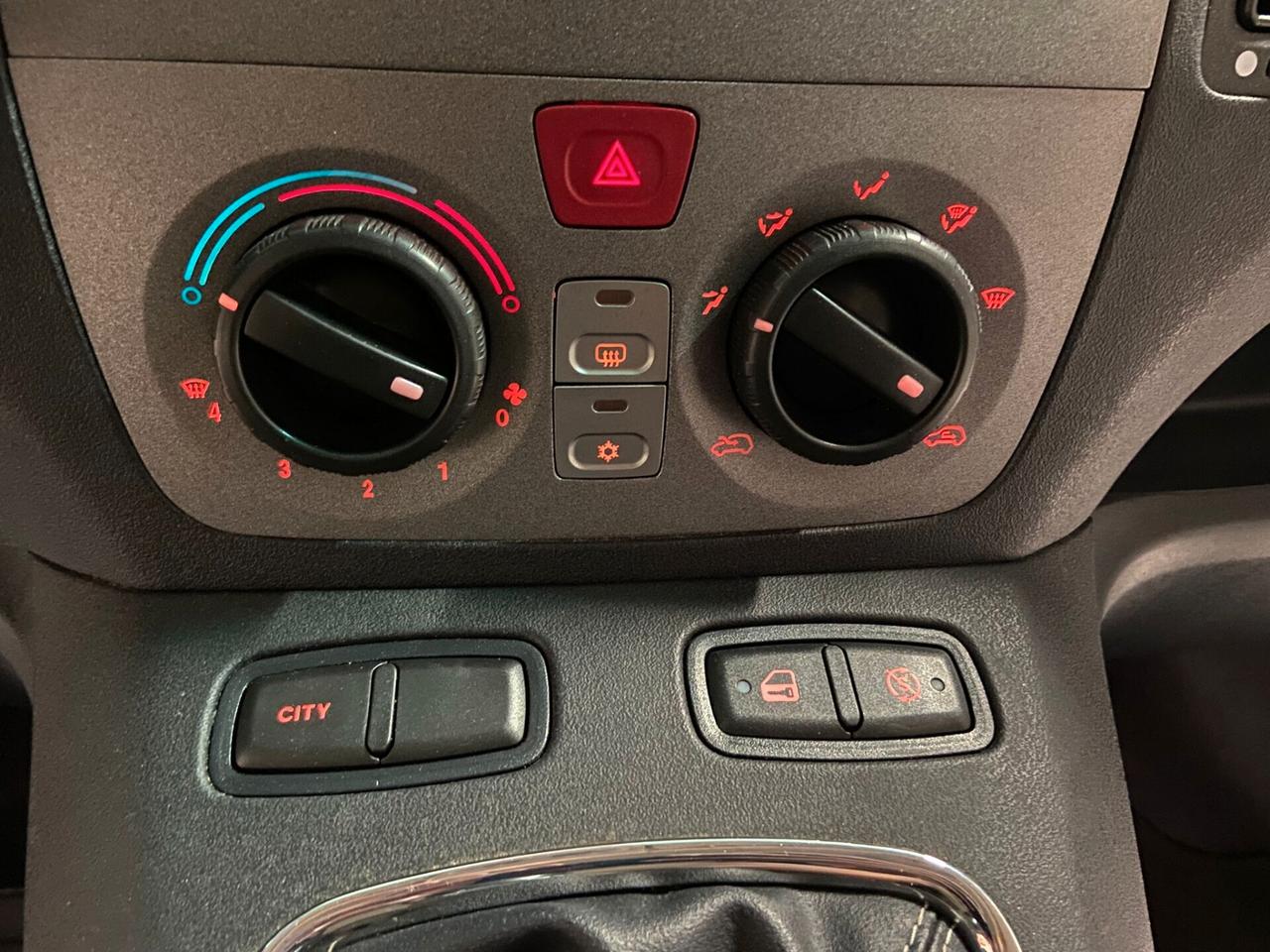 Lancia MUSA 1.3 Mjt 95 CV Platinum