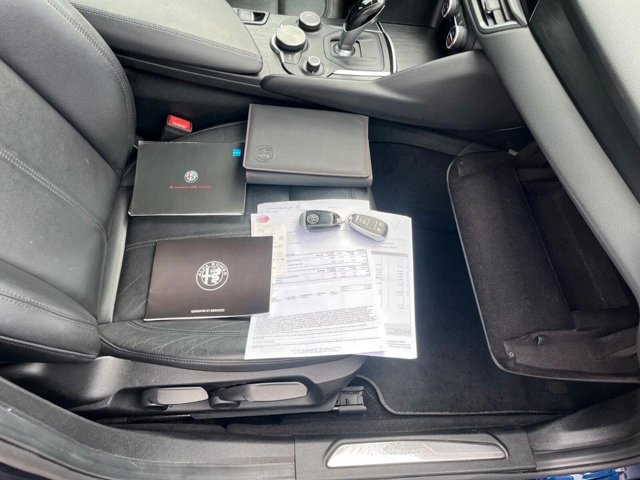 Alfa Romeo Giulia 2.0 Turbo 200 CV AT8 Super