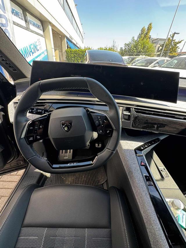 PEUGEOT 3008 Hybrid 136 e-DCS6 GT
