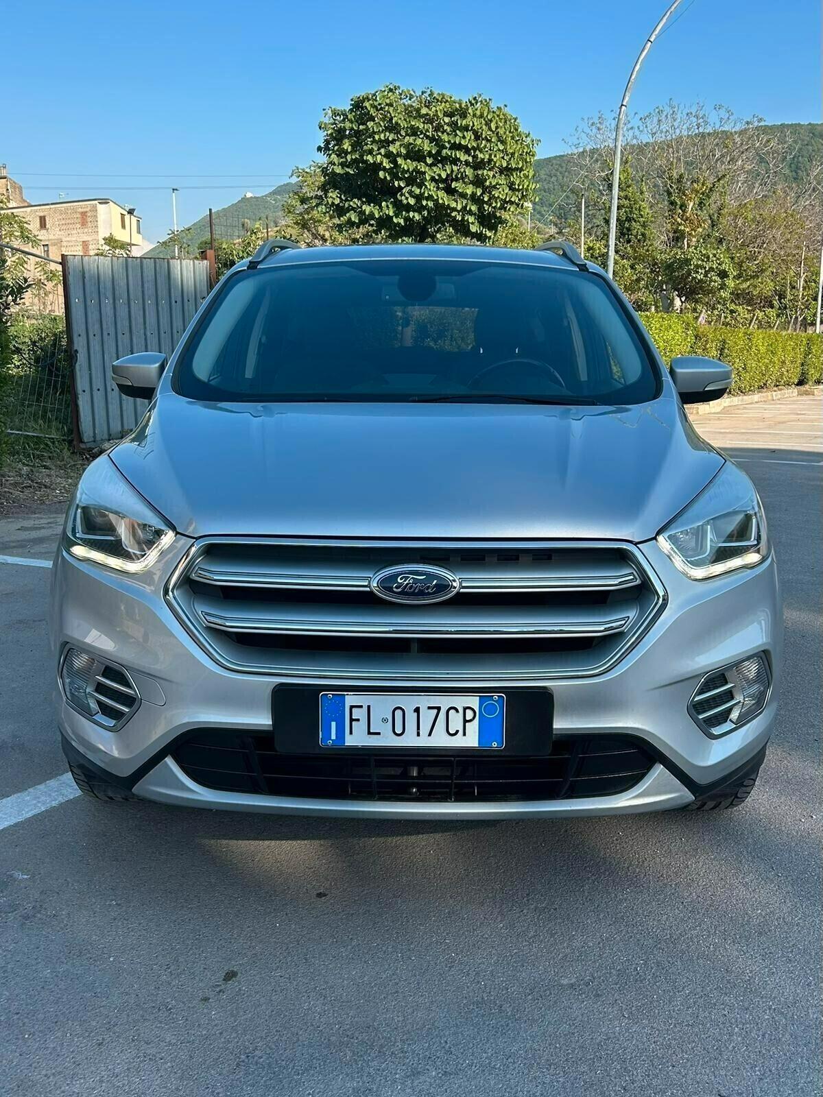 Ford Kuga 2.0 TDCI 150 CV S&S 4WD Powershift Titanium