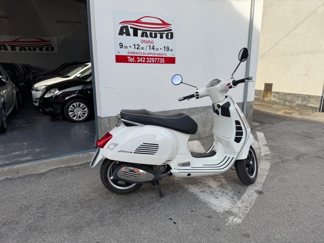 Vespa GTS 300
