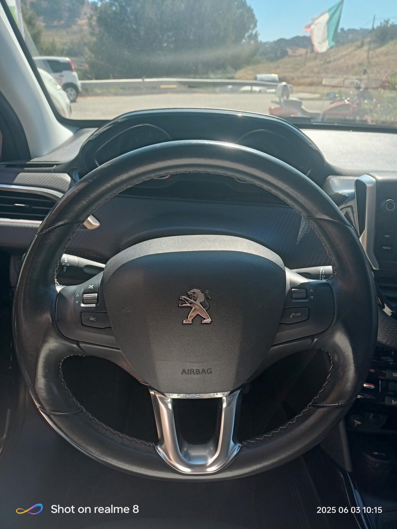 Peugeot 2008 BlueHDi 120 EAT6 S&S Allure