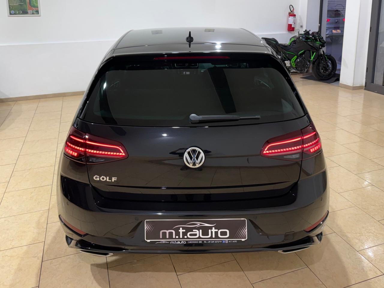 Volkswagen Golf 1.5 TSI ACT 150 cv R Line