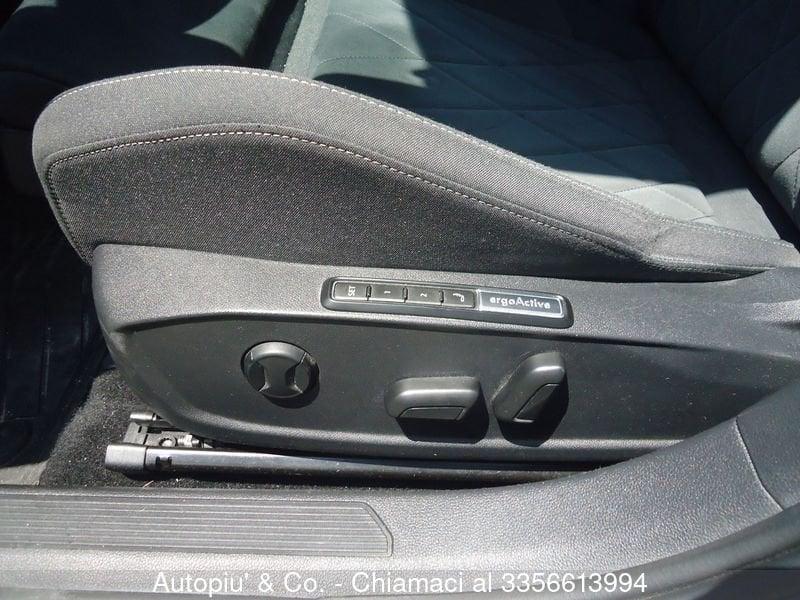 Volkswagen Golf 1.5 eTSI EVO ACT 130cv Style DSG