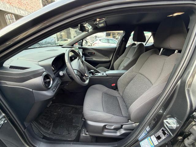 TOYOTA C-HR 1.8 Hybrid E-CVT Active