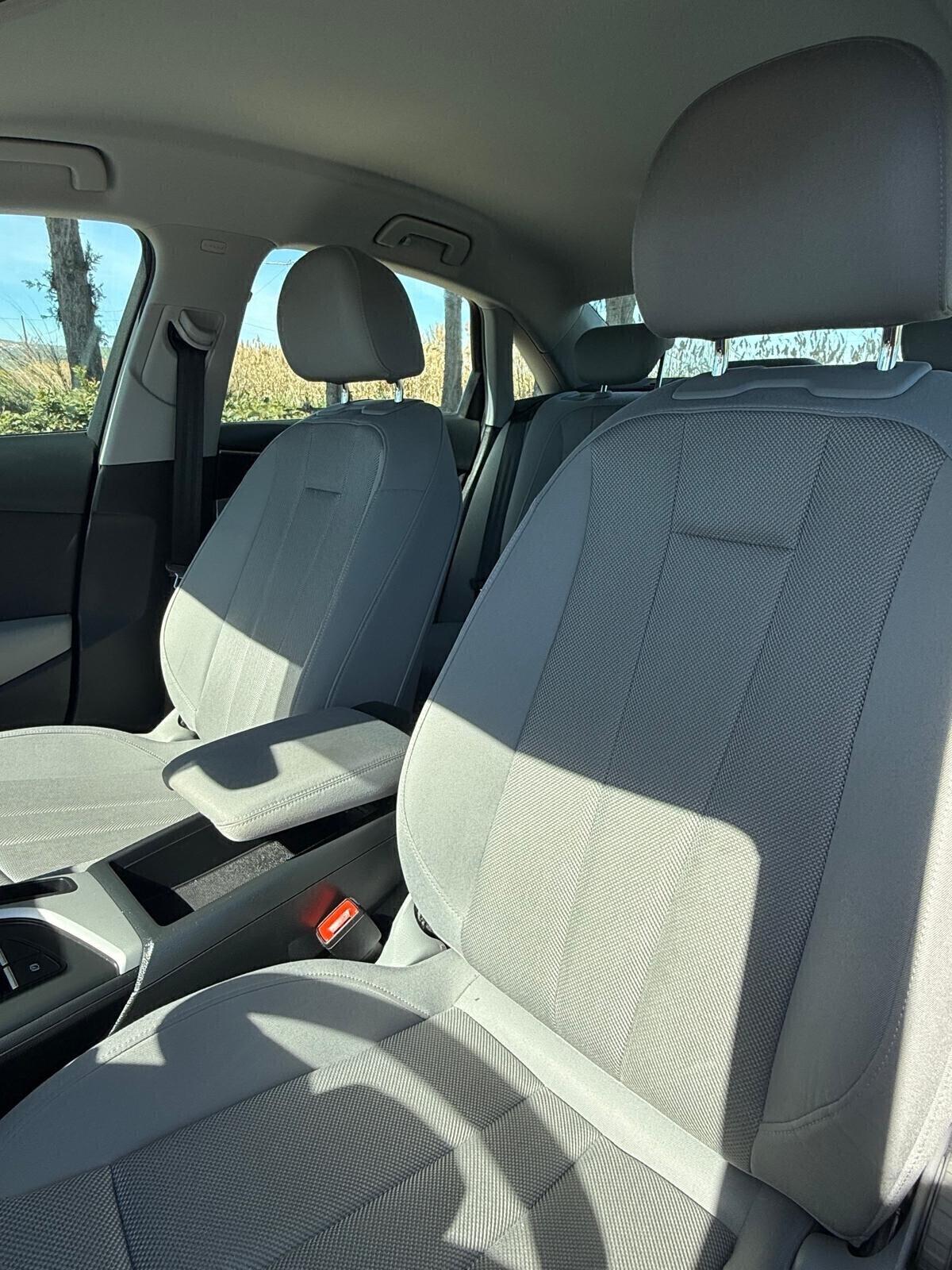 Audi A4 30 TDI/136 CV S tronic Business Advanced