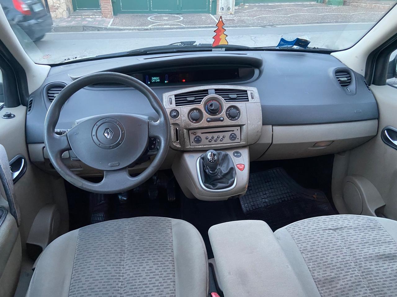 Renault Scenic Scénic 1.9 dCi/130CV Dynamique