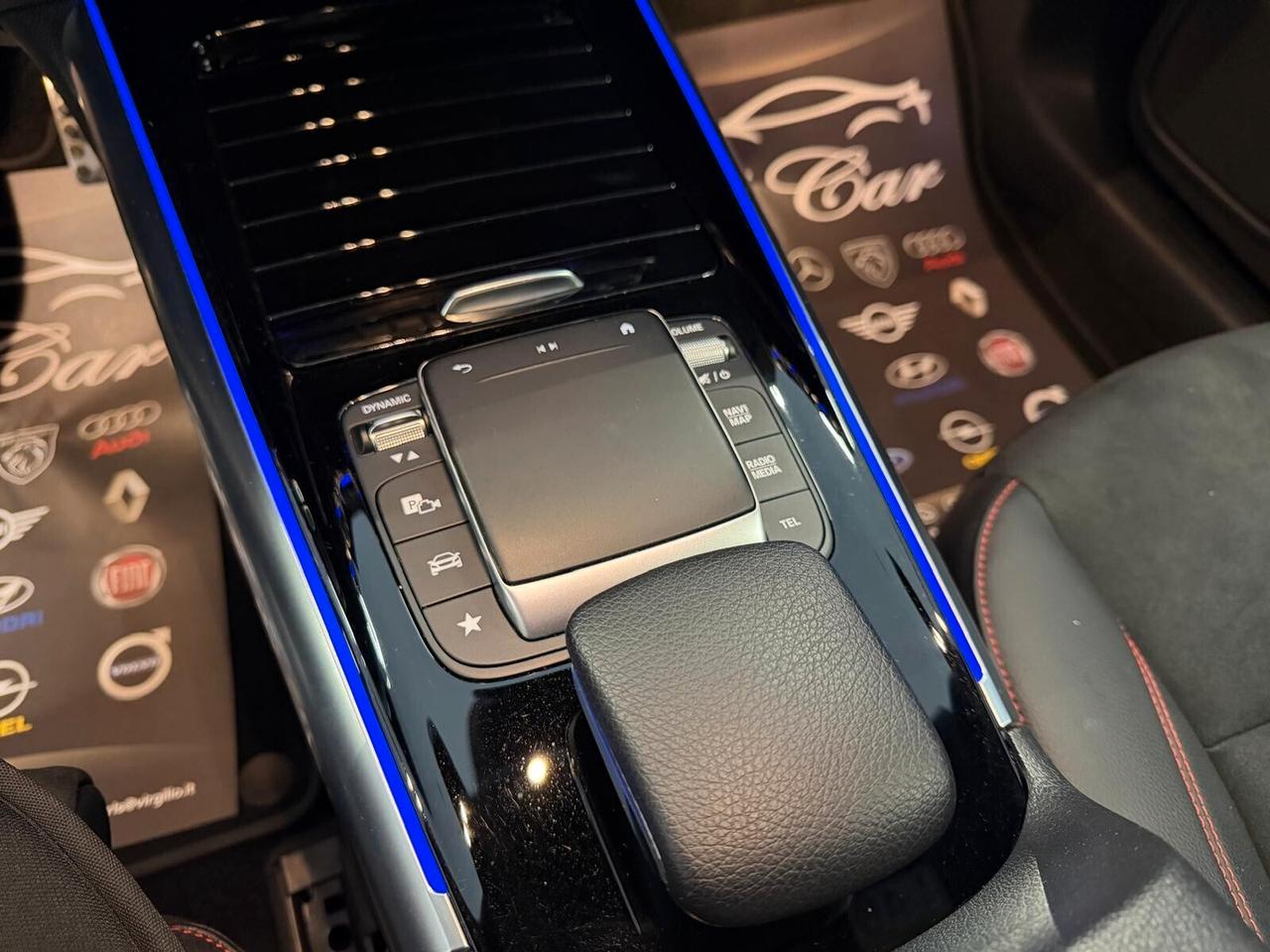 MERCEDES-BENZ GLA 200D PREMIUM 2.0 150CV PELLE NAVI CAM ANNO 2022