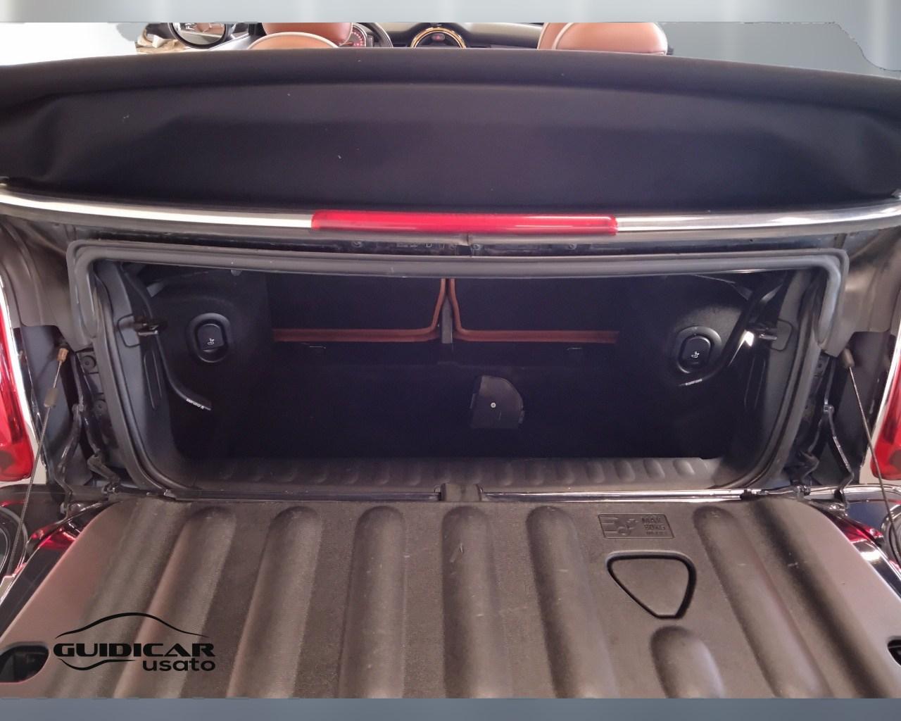 MINI Mini IV F57 2018 Cabrio - Mini Cabrio 1.5 Cooper auto