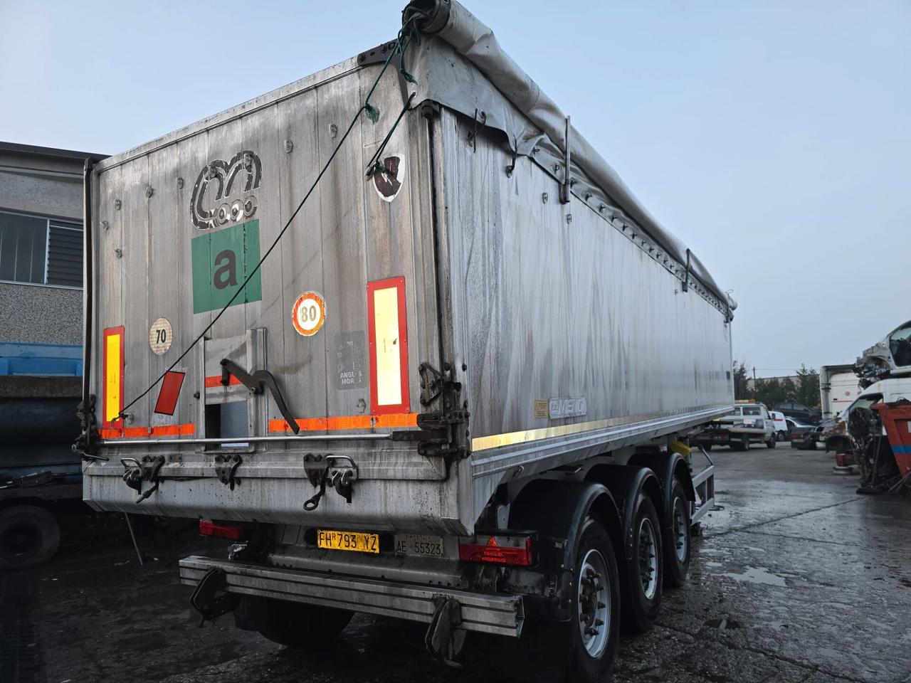 Semirimorchio vasca ribaltabile MENCI