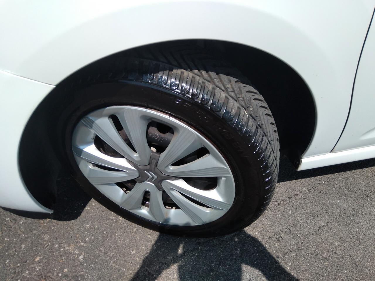 Citroen C3 PureTech 82 Exclusive x neopatentati