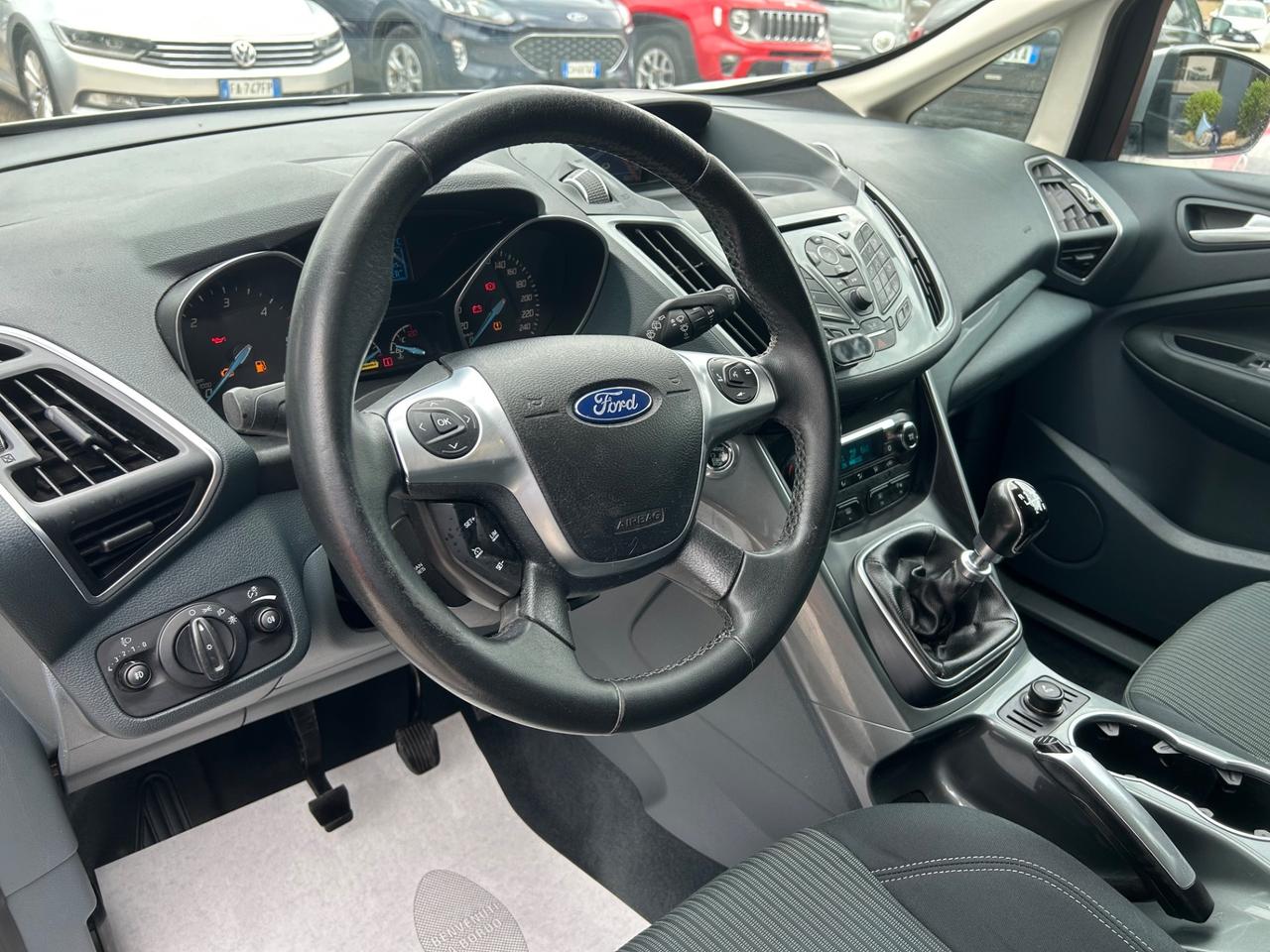 Ford C-Max 1.6 TDCI 7 POSTI TITANIUM NAVI
