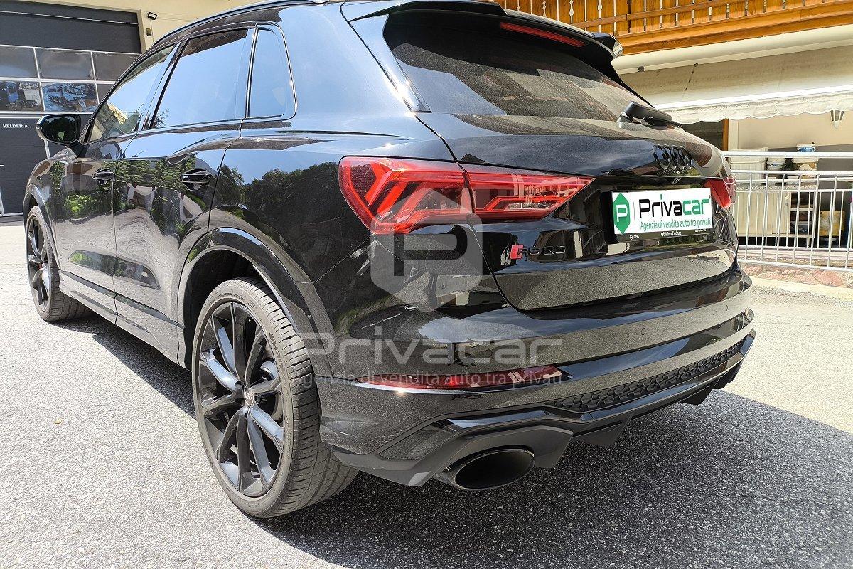 AUDI RS Q3 quattro S tronic