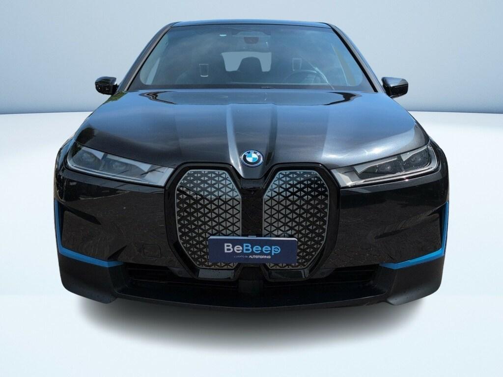 BMW iX 40 pacchetto sportivo xDrive