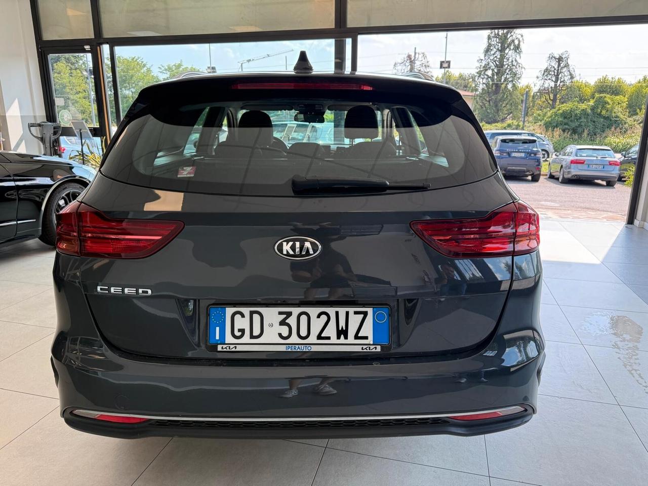 Kia Ceed 1.4 MPi GPL SW Business Class