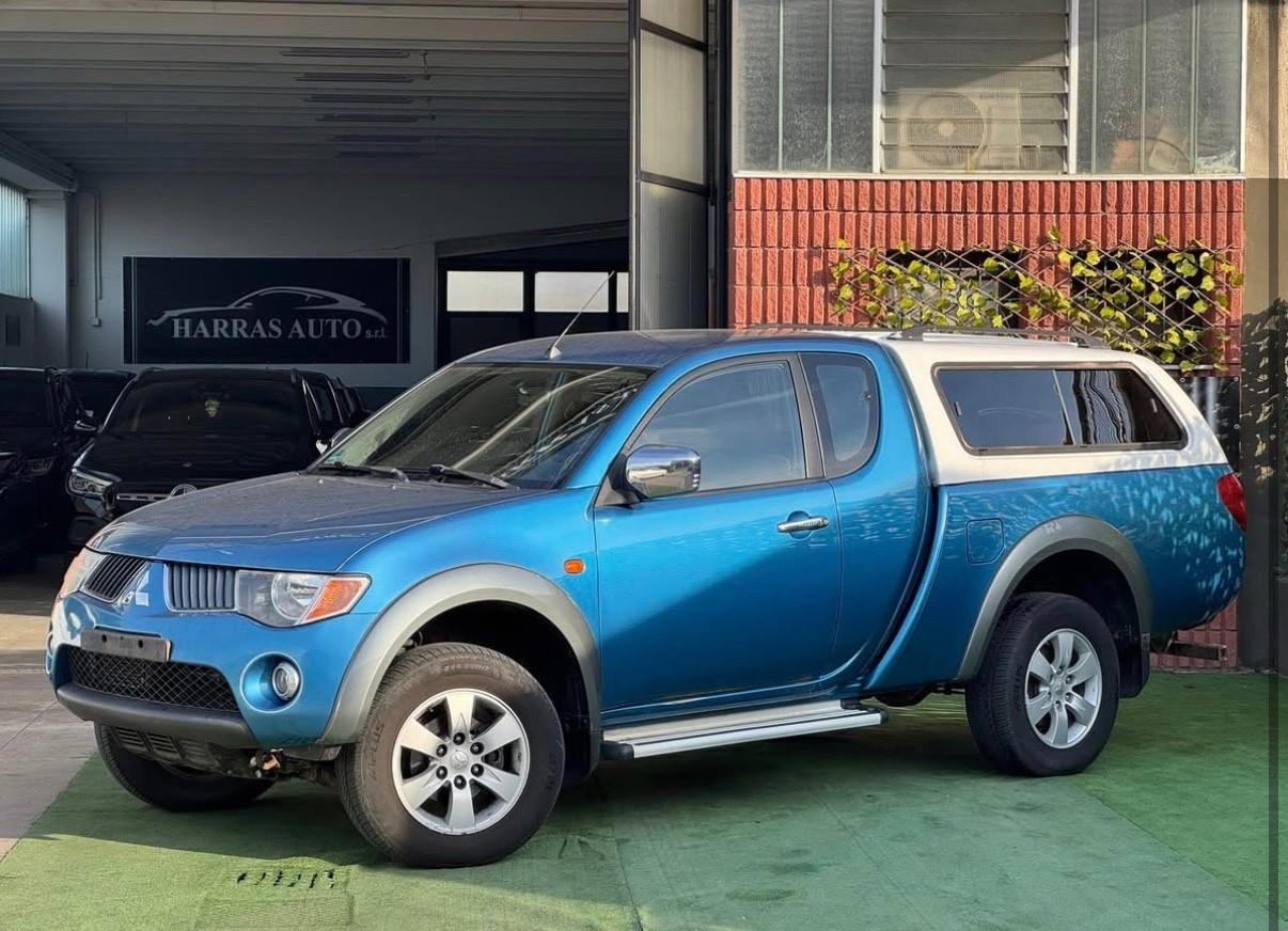 Mitsubishi L200 2.5 DI-D/136CV Double Cab Invite