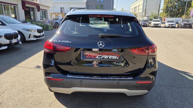 MERCEDES-BENZ GLA 250 e hybrid EQ Business Extra PERMUTE GARANZIA 2028