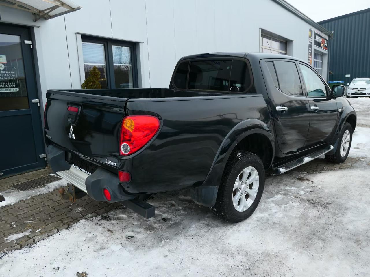 Mitsubishi L200 2.5 DI-D/178CV DC Intense Plus DPF