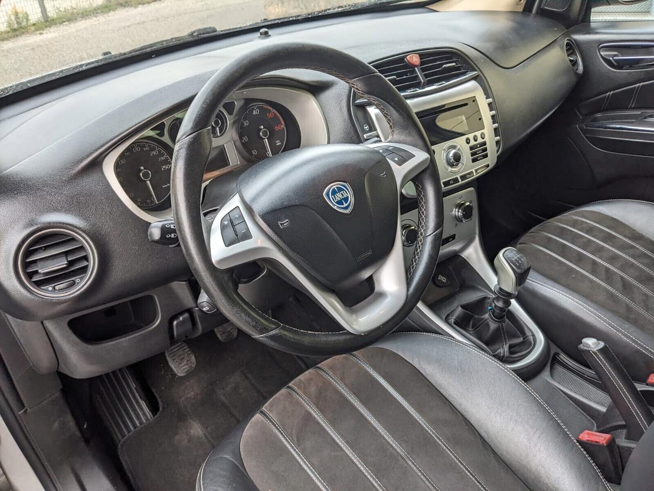 Lancia Delta 1.6 MJT