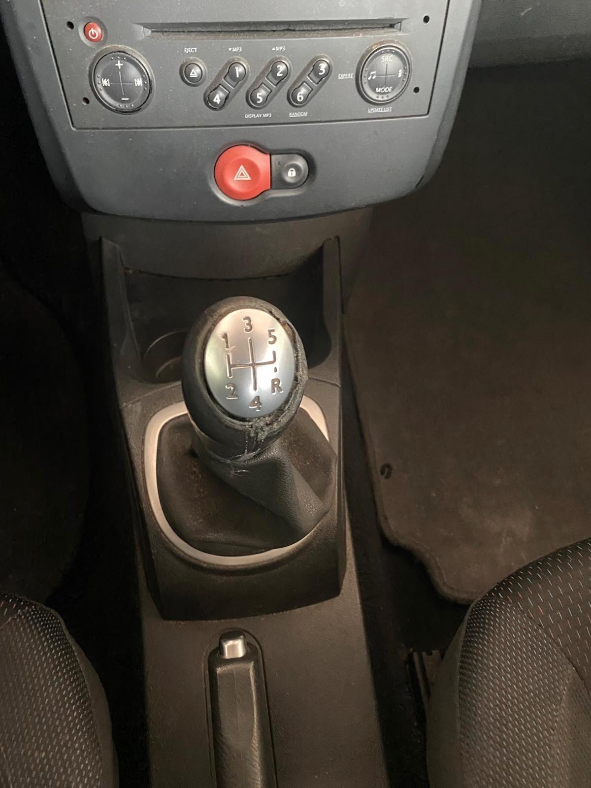 Renault Clio Storia 1.2 16V 5 porte
