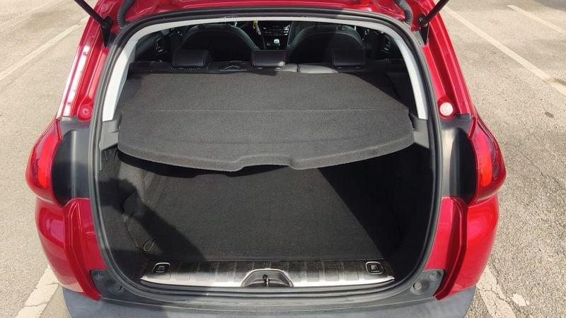 Peugeot 2008 BlueHDi 100cv Allure