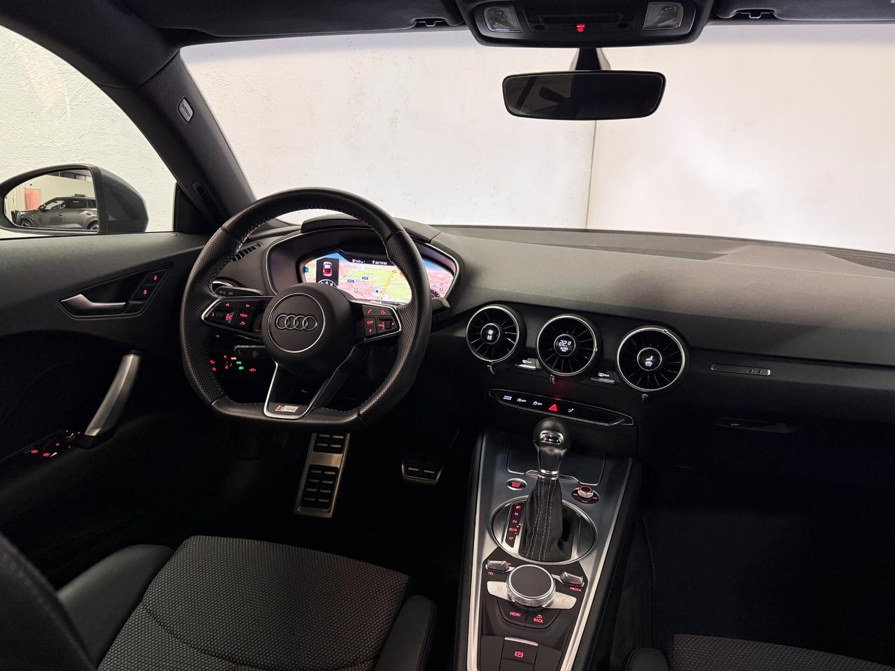 Audi TT Coupé 1.8 TFSI S tronic