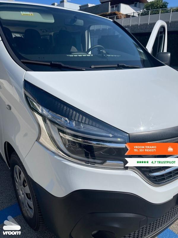 RENAULT Trafic 2.0 dCi 120CV DISABILI