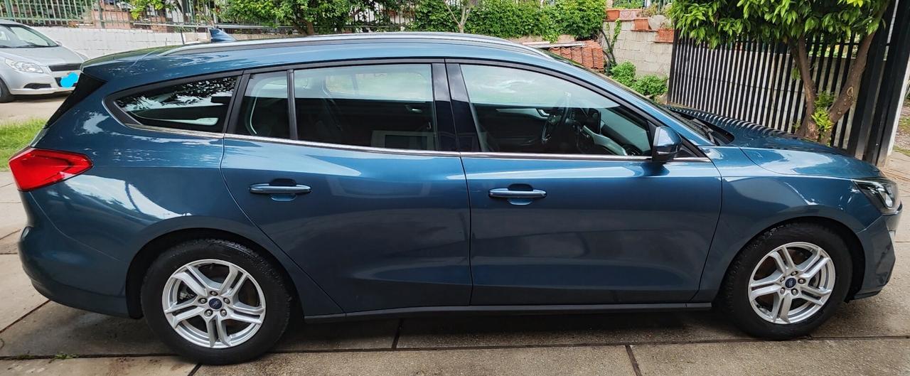 Ford Focus 1.0 EcoBoost Hybrid 125 CV SW Business