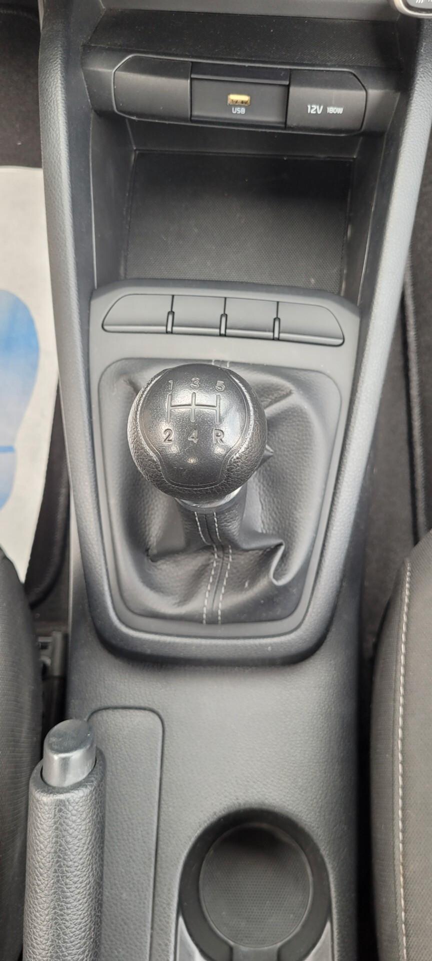 Kia Stonic 1.2 NEOPATENTATA UNICO PROP