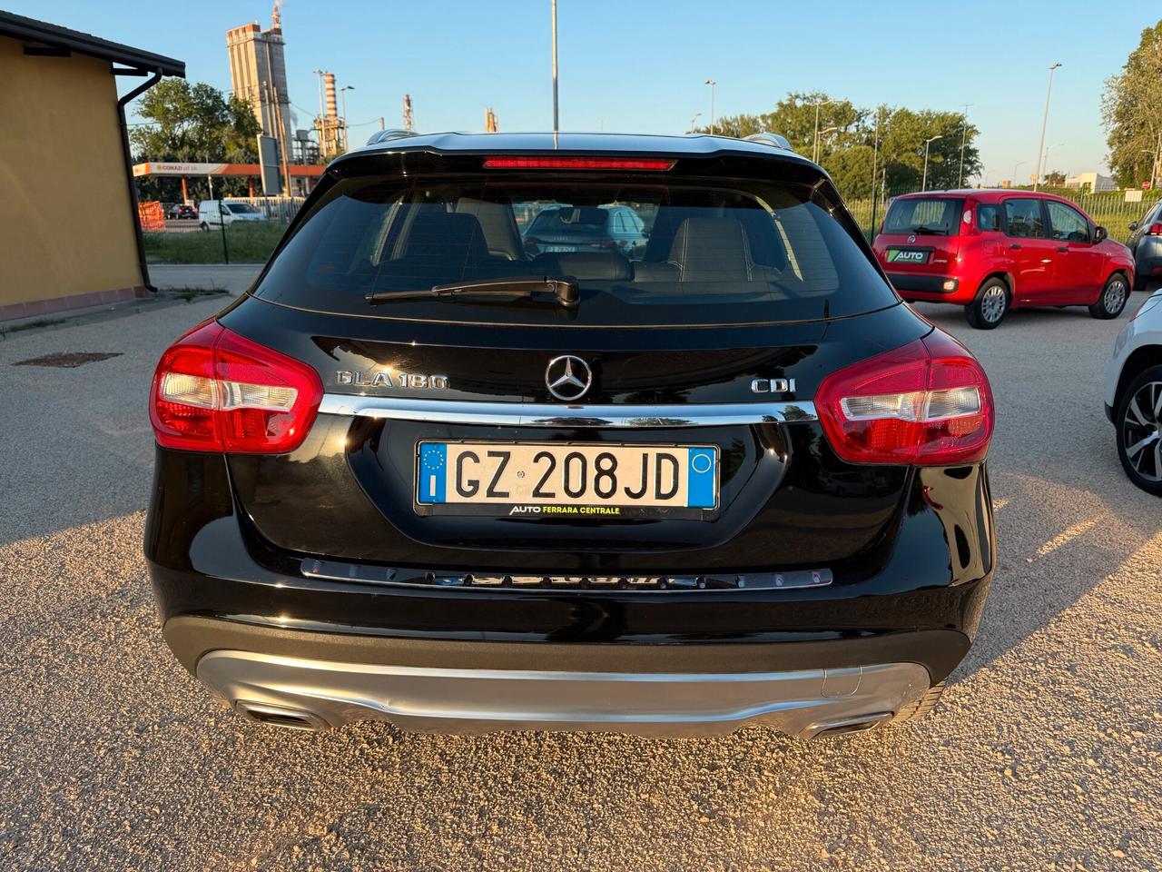 Mercedes-benz GLA 180 CDI Premium