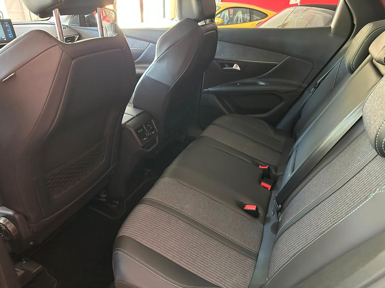 PEUGEOT 3008 1.5HDI ALLURE EAT8 130cv
