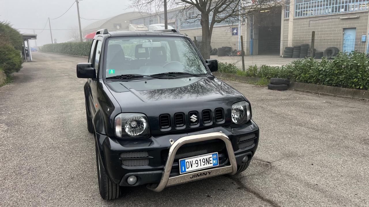 Suzuki Jimny 1.3i 16V cat 4WD Special