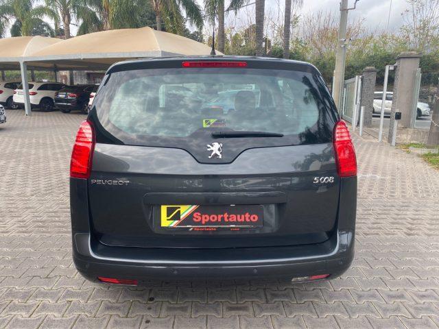 PEUGEOT 5008 1.6 HDi 115CV Business 7 posti