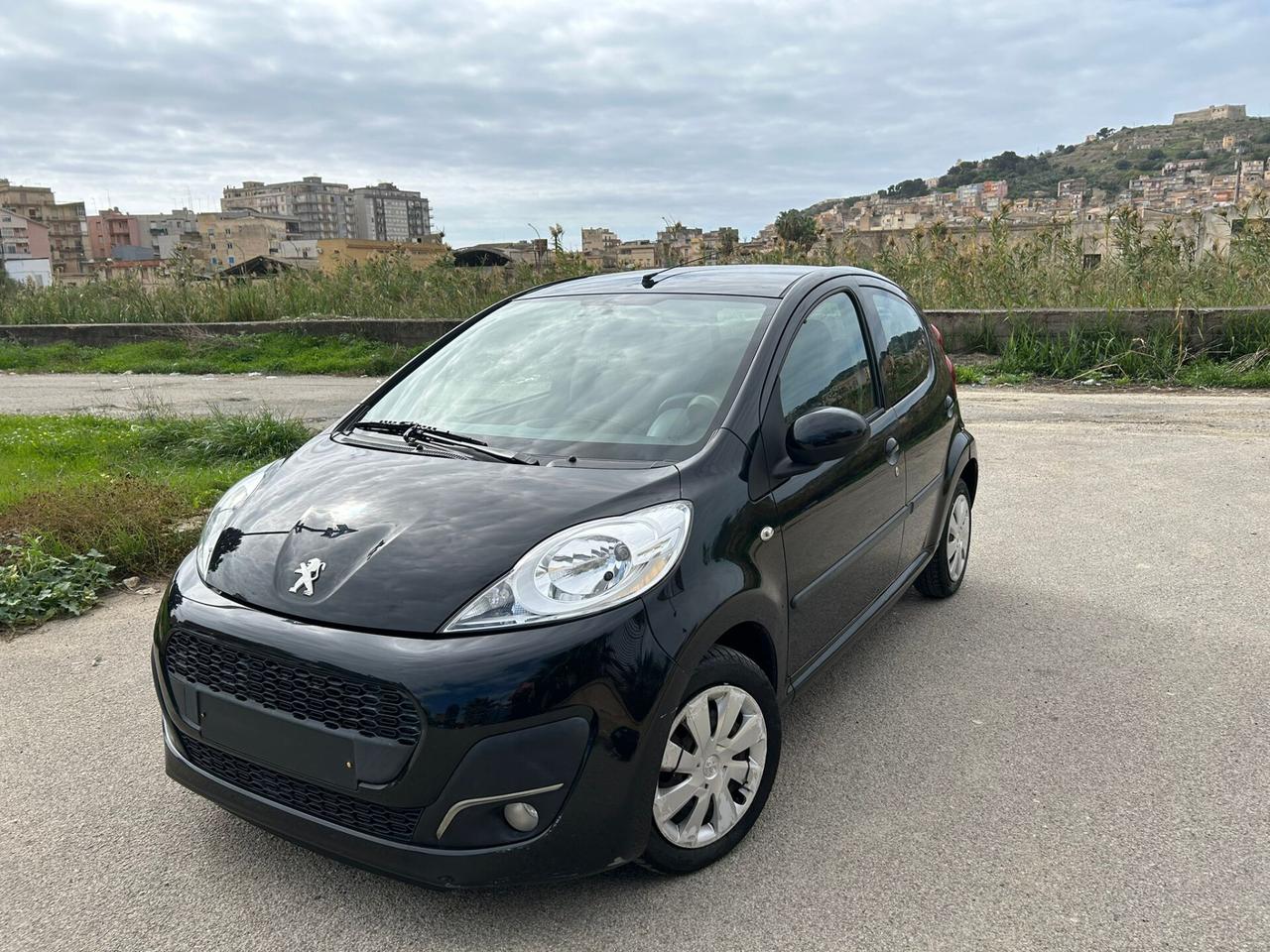 Peugeot 107 1.0 68CV 5p. Urban Move