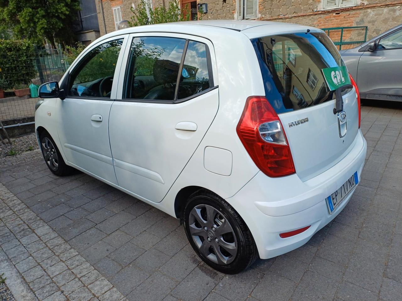 Hyundai i10 1.1 12V BlueDrive GPL Sound Edition