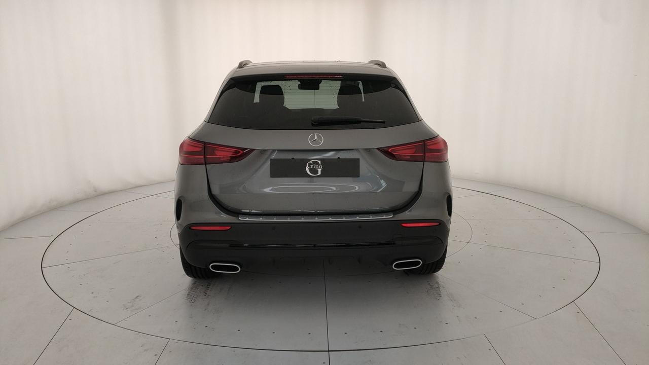 Mercedes-Benz GLA 200 d automatic