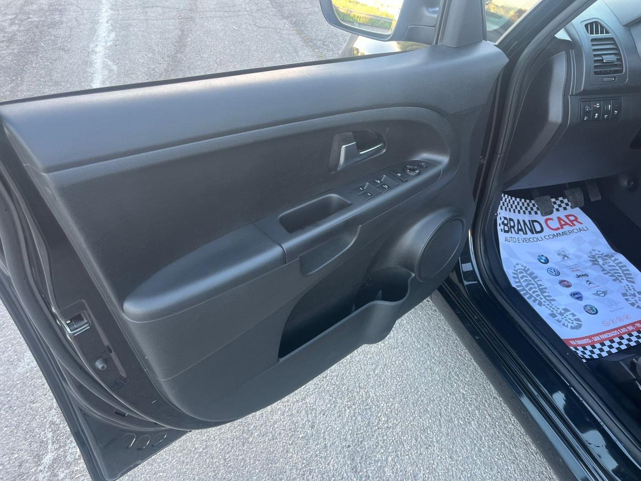 Kia Venga 1.4 CRDi 90 CV High Tech Unipro 2015