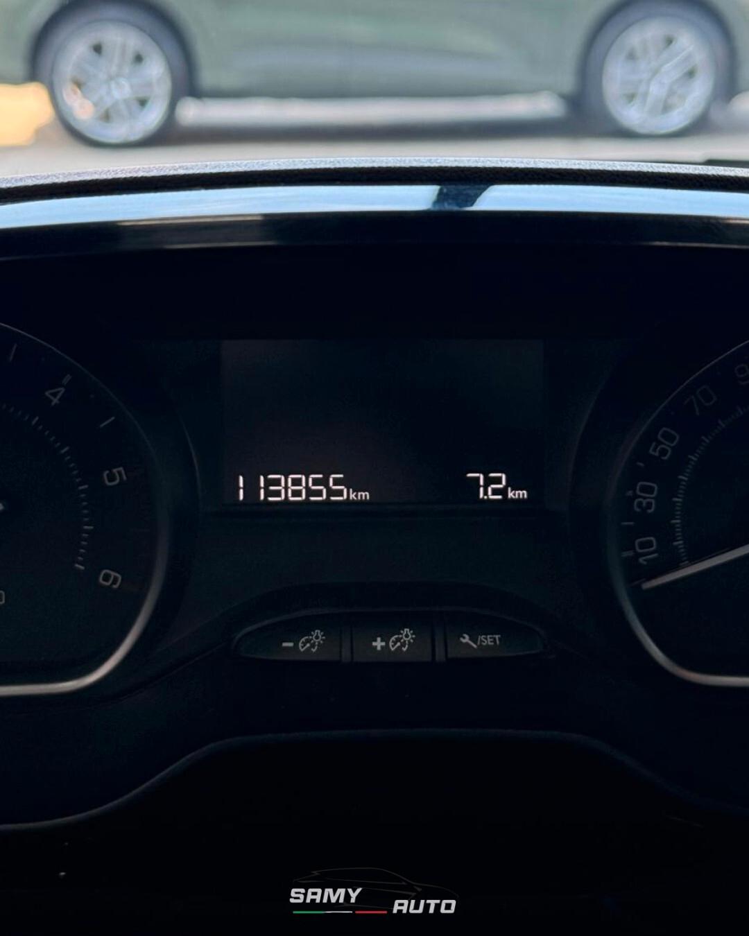 Peugeot 208 BlueHDi 75 5 porte Allure