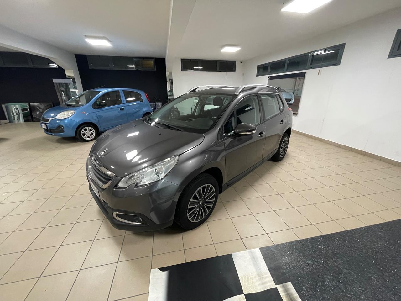 Peugeot 2008 BlueHDi 100 Black Matt