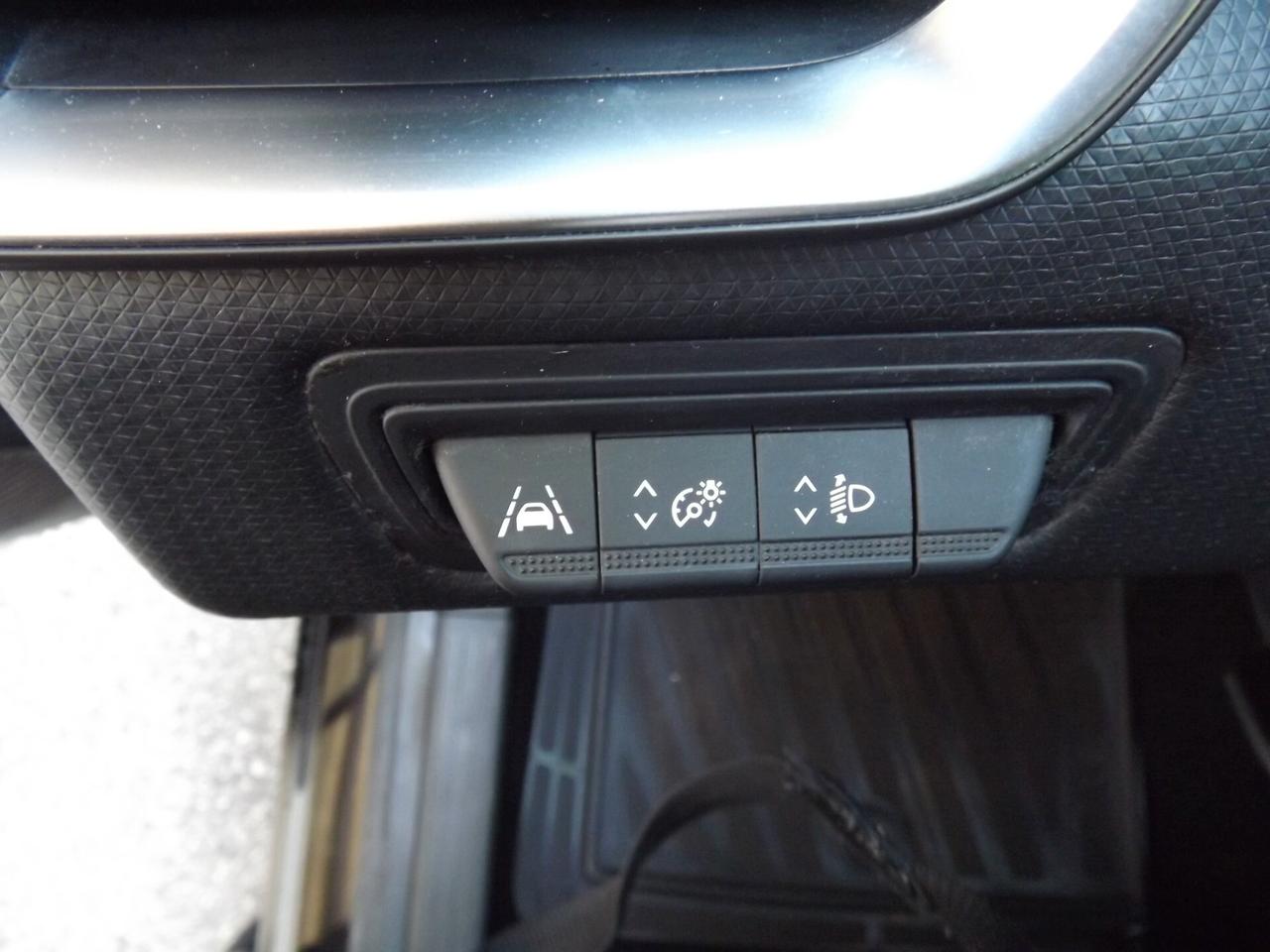 Renault Clio TCe 90 CV 5 porte Intens